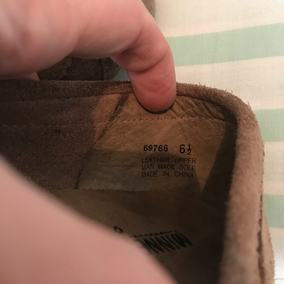 Minnetonka Tan Leather Moccasins with Bead Detail - Picture 4 of 7